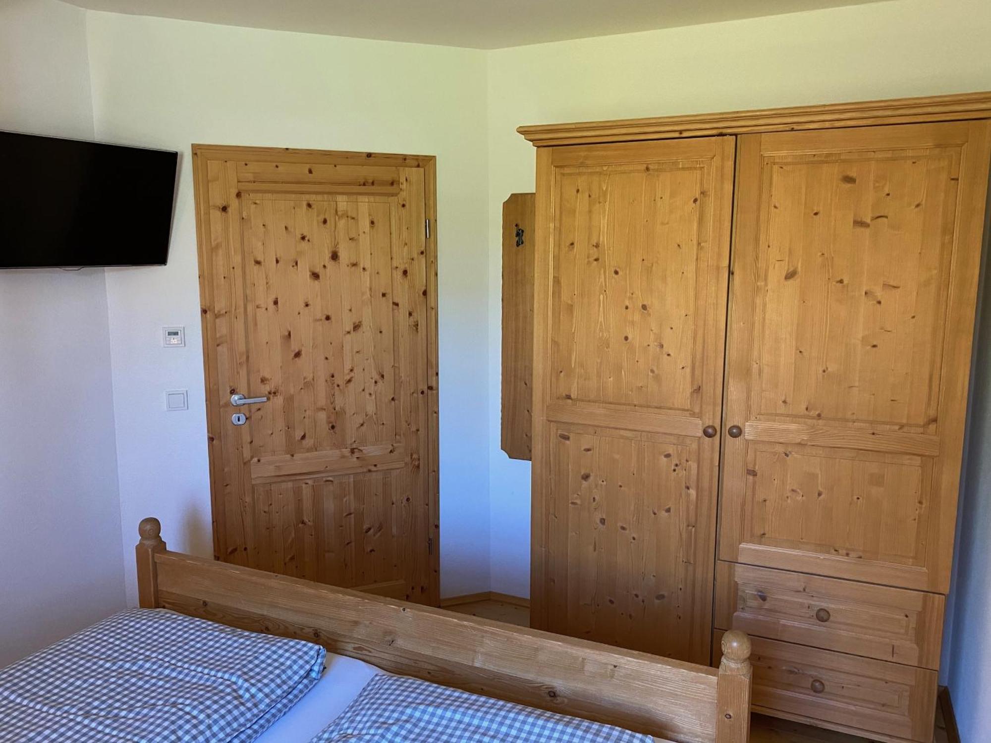 Zur Bergwiese 5 Sterne Appartementhaus Furstenau  Quarto foto